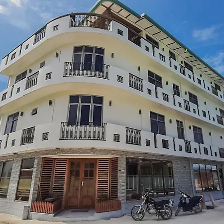 Maaniya Residence